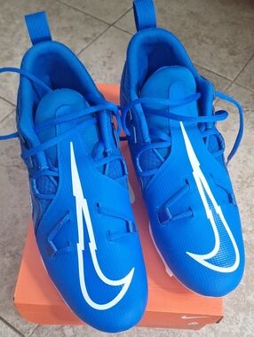 Nike MEN'S Blue Athletic Cleats